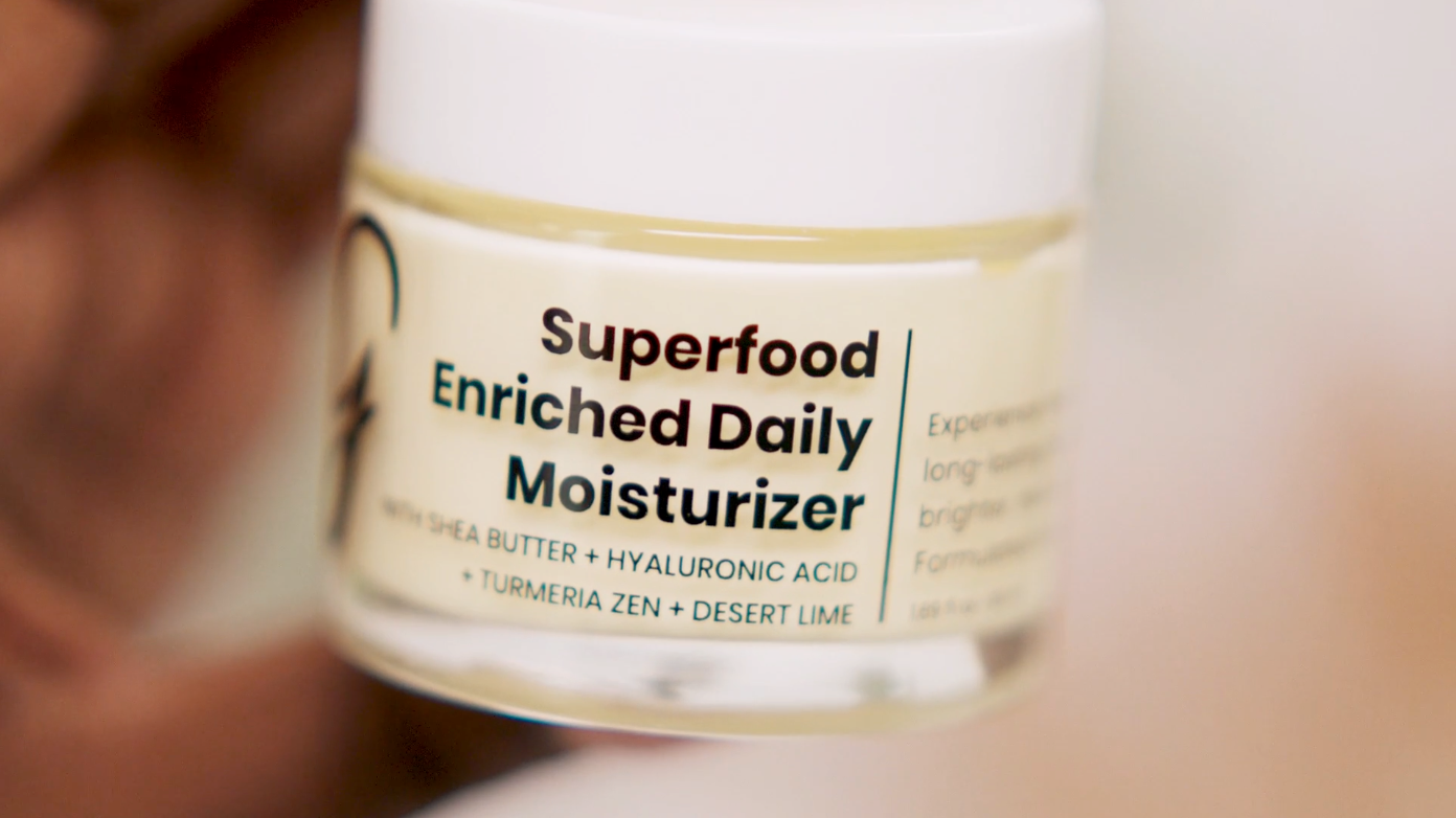 Load video: Try Gleamin&#39;s Superfood Enriched Daily Moisturizer today